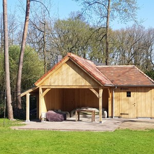 Tuinhuizen en poolhouses